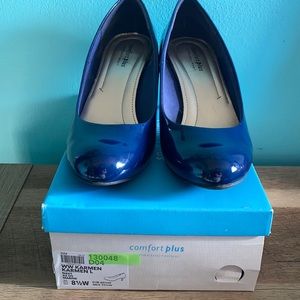 Comfort plus 8 1/2 Wide heel, perfect for work